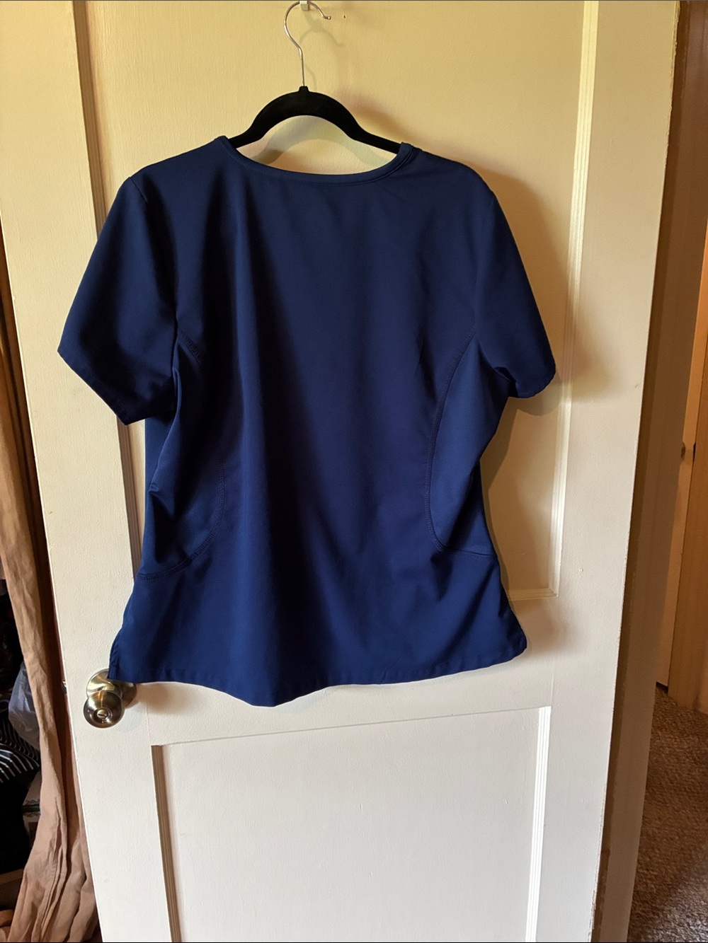 healing hands Navy V-Neck Short Sleeve Scrub Top - Picture 4 of 4